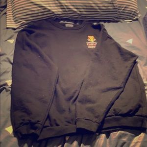 UofC sweat shirt!